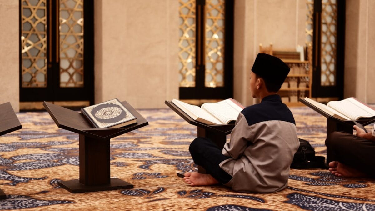 how to learn Islamic manners for kids USA
